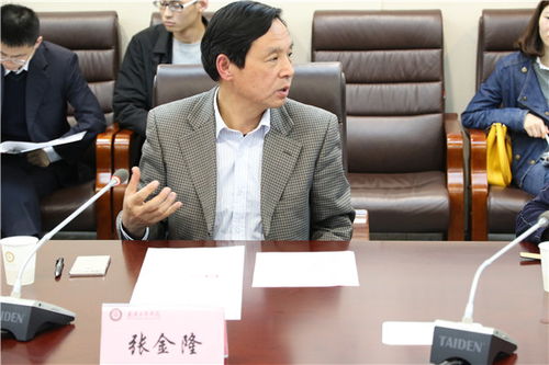 創(chuàng  )新創(chuàng  )業(yè)是公共必修嗎