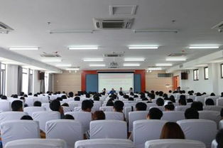 寫(xiě)作文,圍繞,創(chuàng  )新,創(chuàng  )業(yè)