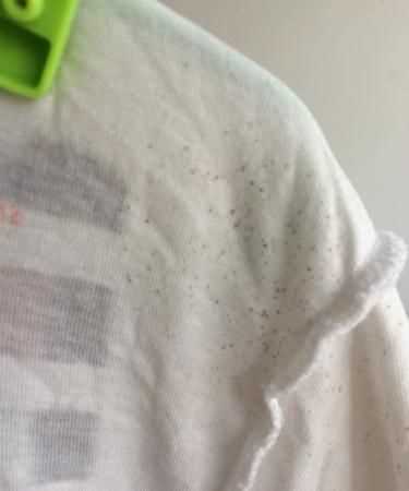 夏天衣服霉味怎么去除