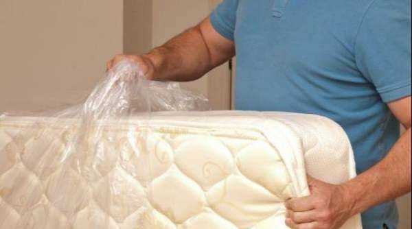 新床墊要不要撕掉薄膜,床墊上的塑料膜到底應不應該撕掉呢圖8