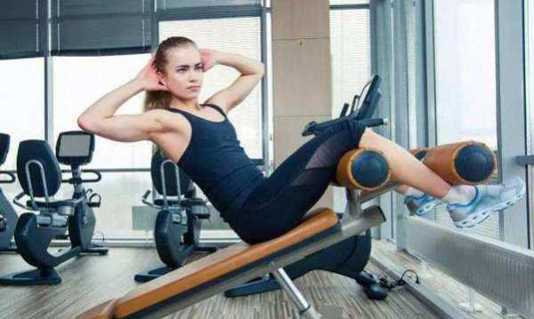 卷腹和仰臥起坐的區別,卷腹運動(dòng)與仰臥起坐有什么不同圖5