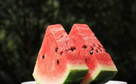 冰凍西瓜吃了有什么危害,冰凍西瓜有什么影響圖3