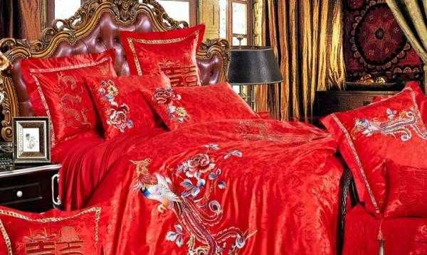 床上六件套是哪六件,結婚床上用品六件套買(mǎi)哪些圖1