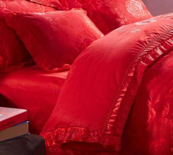 床上六件套是哪六件,結婚床上用品六件套買(mǎi)哪些圖2