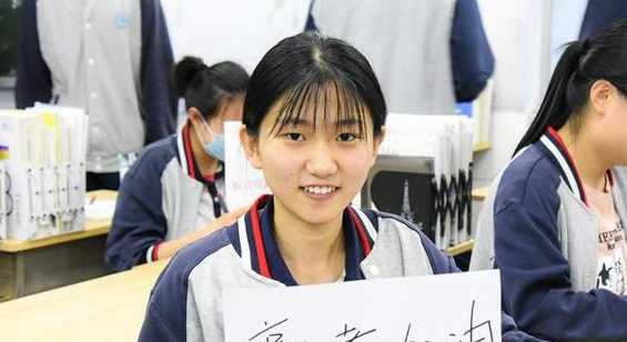 高考寄語(yǔ)簡(jiǎn)短視頻,祝福高考成功的簡(jiǎn)短寄語(yǔ)天高任鳥(niǎo)飛,馳騁疆場(chǎng)圖2