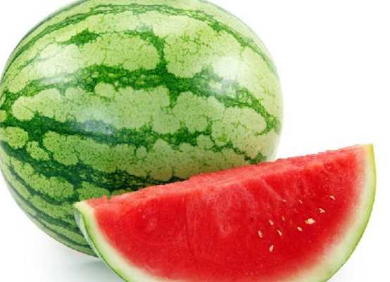 切開(kāi)的西瓜放置后表層出現變酸的情況切掉一層還能繼續吃 西瓜變酸切掉一層可以吃