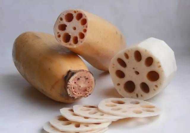 藕孔里是黃色了還能吃嗎