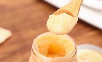 漢堡用的沙拉醬是哪種,漢堡里面的沙拉醬一般是什么沙拉醬圖4