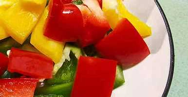 怎么炒彩椒炒肉,營(yíng)養彩椒炒牛肉是怎么做的視頻圖6