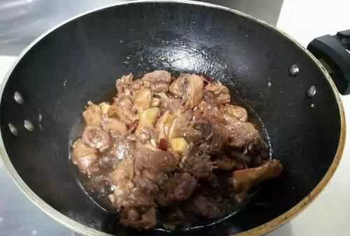 鴨子燉湯用高壓鍋壓多長(cháng)時(shí)間