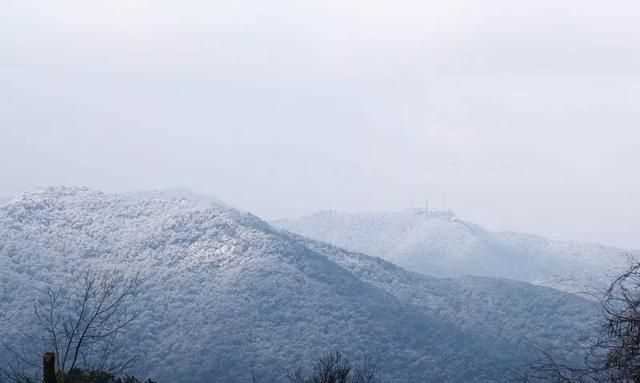 西湖十景介紹，西湖十景名稱(chēng)有什么含義和來(lái)歷？雙峰插云為什么看不到了？圖11