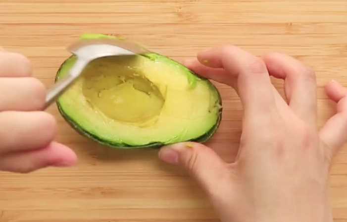 牛油果冷凍了還能吃嗎