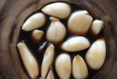 腌的糖蒜有點(diǎn)辣怎么補救,糖醋蒜幾個(gè)月了還是辣怎么辦圖4