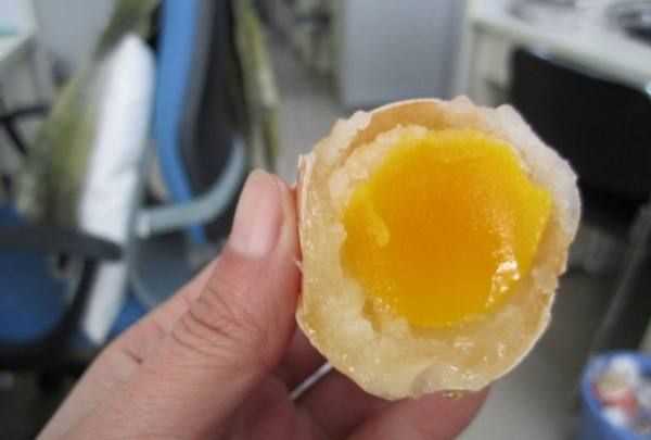 為什么美國的雞蛋是白色的,飼料的顏色有所不同嗎圖4