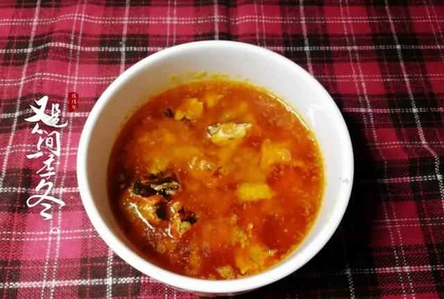 螃蟹有黃的是公還是母，螃蟹肚子里怎么有兩種黃色,一種是淡黃軟軟得,一種是橘黃有點(diǎn)發(fā)硬？圖2