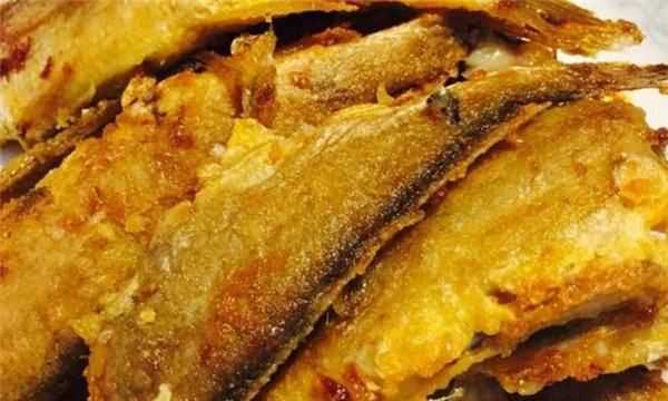 小魚(yú)用什么辨別味道,如何挑選新鮮的魚(yú)頭圖1