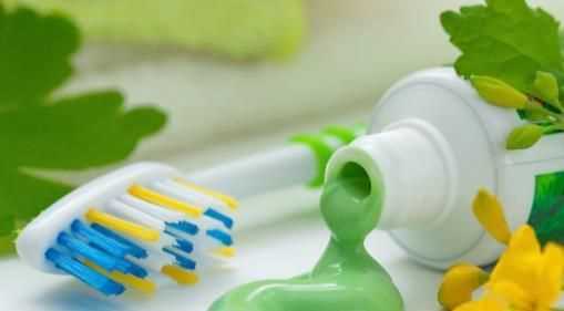 牙膏瓶蓋掉了的牙膏還能繼續用嗎