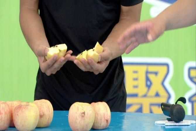 徒手掰蘋(píng)果杠桿原理