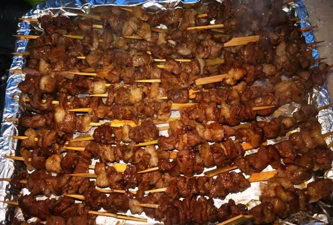 烤箱能烤肉串么,竿子會(huì )不會(huì )著(zhù)火