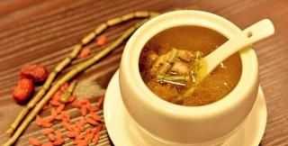 滋補老鴨湯的做法和功效