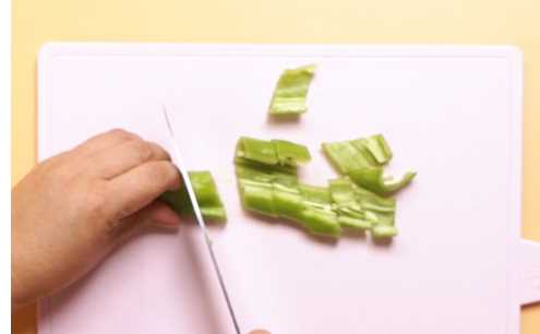 田雞怎么炒才不會(huì )老,炒田雞怎么做好吃圖4