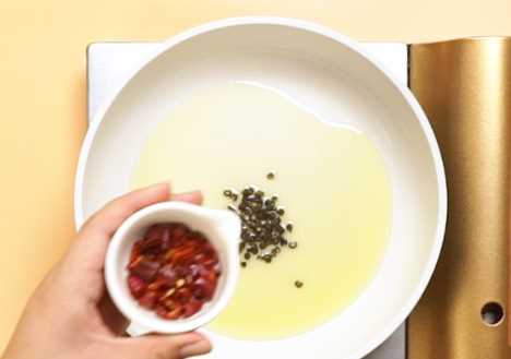 田雞怎么炒才不會(huì )老,炒田雞怎么做好吃圖5