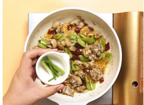 田雞怎么炒才不會(huì )老,炒田雞怎么做好吃圖10