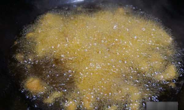 怎么炒雞丁好吃,雞丁怎么做好吃簡(jiǎn)單的家常的圖9