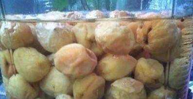 酸梅怎么腌制好吃,咸酸梅的腌制方法圖3