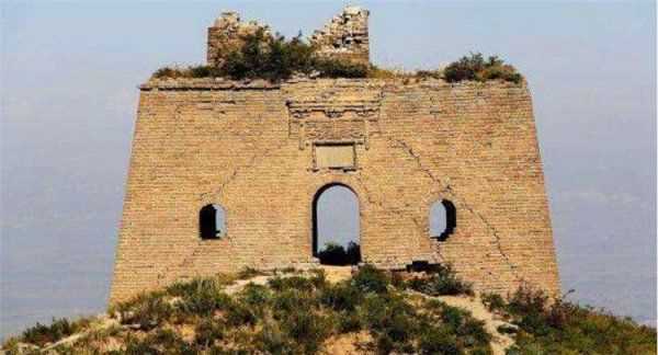 長(cháng)城上的烽火臺的作用,長(cháng)城上的烽火臺的作用是什么圖4