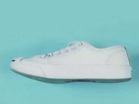 白鞋子有黃斑怎么去除,白色運動(dòng)鞋上的黃色污點(diǎn)怎么去掉啊圖14