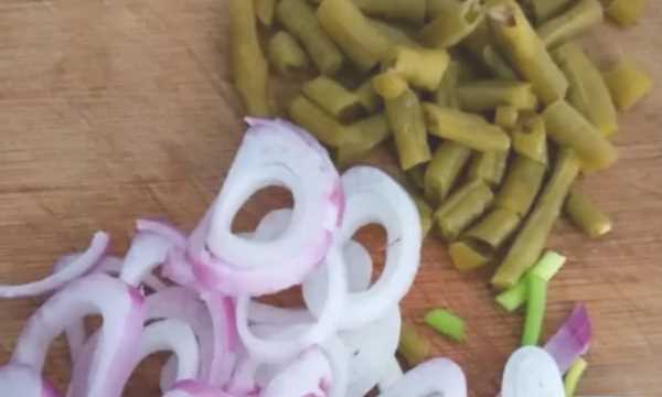 墨魚(yú)怎么炒,墨魚(yú)怎么做好吃又簡(jiǎn)單視頻圖2