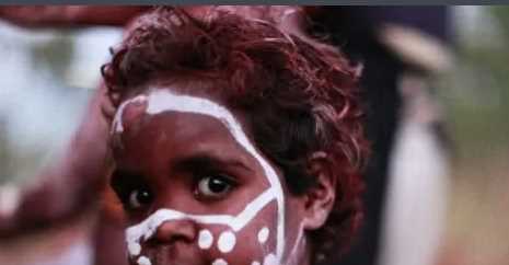 棕色的人種分布在哪個(gè)州,棕色皮膚是哪個(gè)國家的圖2