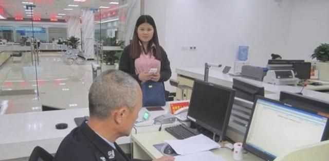 沒(méi)身份證怎么坐火車(chē)怎么取票，從未辦理過(guò)身份證，怎么坐火車(chē)？圖7