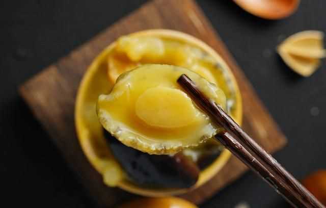 鮑魚(yú)要去內臟嗎，鮑魚(yú)蒸地時(shí)候要去內臟嗎？圖4