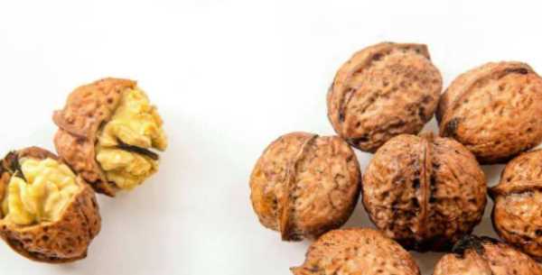 核桃去綠皮方法最快的辦法是什么,青皮核桃怎么快速去皮方法圖3