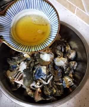 醬蟹怎么腌制方法,醬螃蟹的制作方法視頻圖5