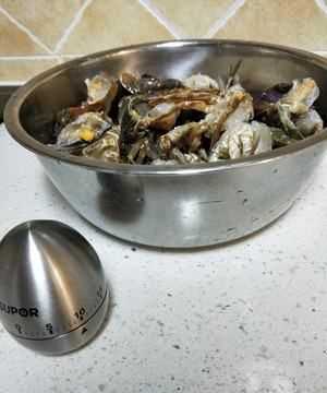 醬蟹怎么腌制方法,醬螃蟹的制作方法視頻圖7