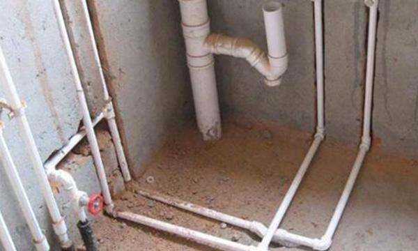 水管青苔堵塞如何疏通,黑色水管內壁會(huì )長(cháng)青苔嗎圖9