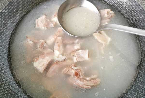 怎么燉羊肉湯又白又沒(méi)膻味,清燉羊肉湯怎么去除膻味圖11