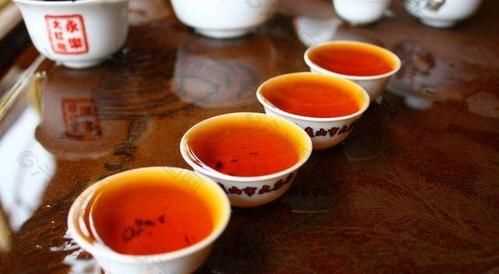 倒茶的禮儀和注意事項