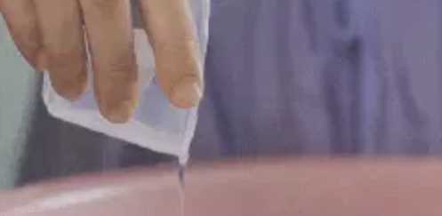 第一次買(mǎi)的羽絨服怎么洗,新買(mǎi)的羽絨服怎么洗最好圖2