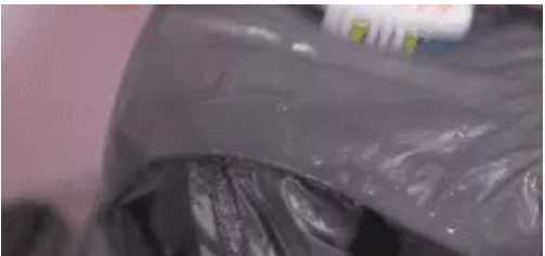 第一次買(mǎi)的羽絨服怎么洗,新買(mǎi)的羽絨服怎么洗最好圖4