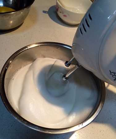 蛋清打發(fā)不成糊狀可以補救嗎