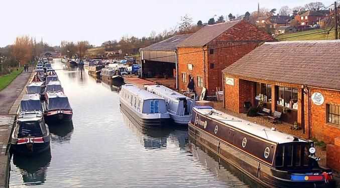 世界上最長(cháng)的人工運河是什么長(cháng)多少千米