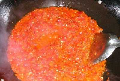 甜面醬辣椒醬的制作方法及配料,有誰(shuí)知道甜面醬,辣椒醬具體是怎么弄的呢圖14