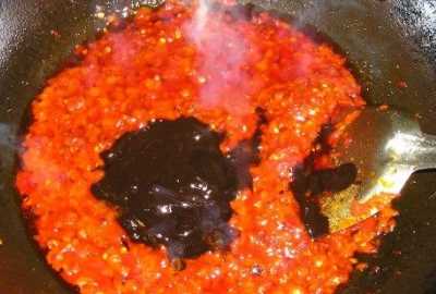 甜面醬辣椒醬的制作方法及配料,有誰(shuí)知道甜面醬,辣椒醬具體是怎么弄的呢圖16