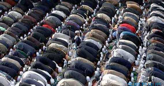 中學(xué)生作文開(kāi)齋節800字怎么寫(xiě)