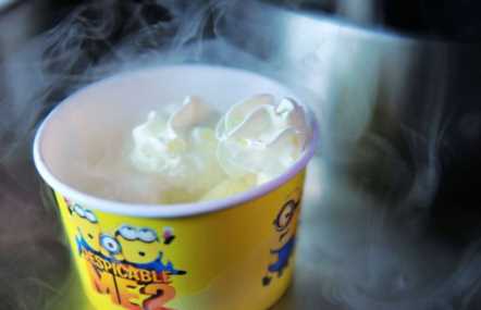 冒煙的冰淇淋原理,網(wǎng)紅冒煙冰淇淋叫什么圖3