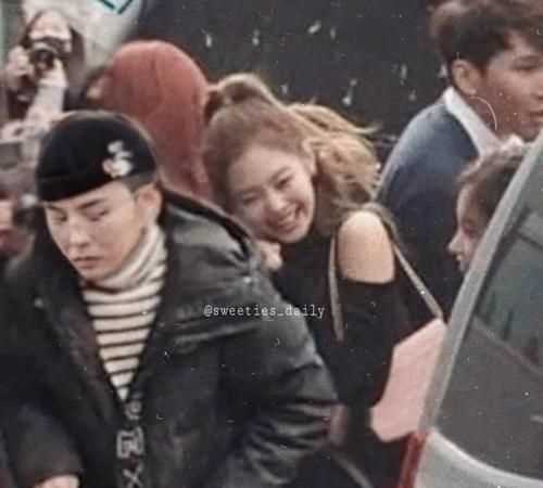 black權志龍jennie發(fā)行時(shí)間